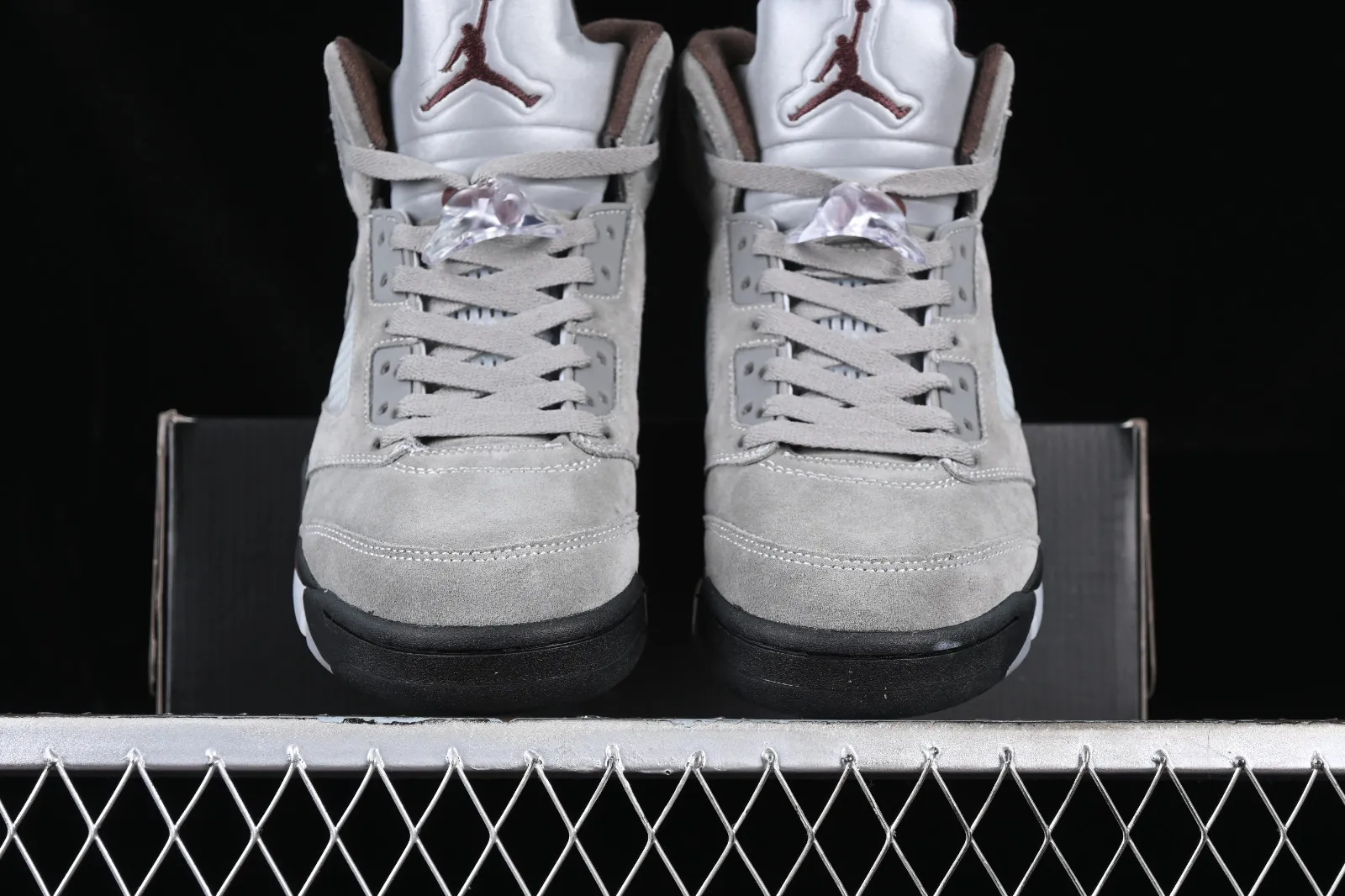 A Ma Maniere x Air Jordan 5 Light Bone Black Burgundy Crush Pale Ivory FD1330-006