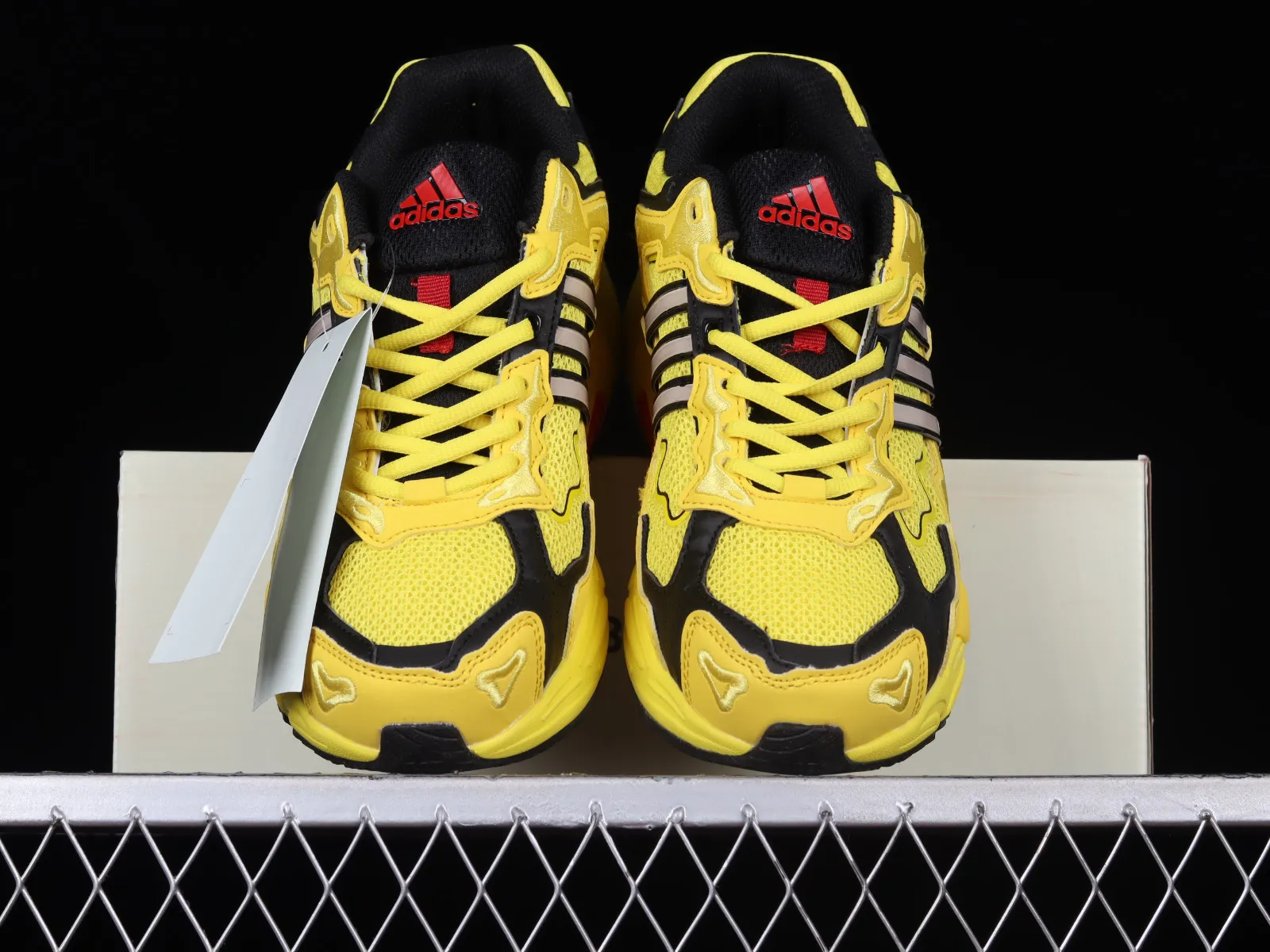 Adidas Response CL Bad Bunny Yellow Core Black GY0101