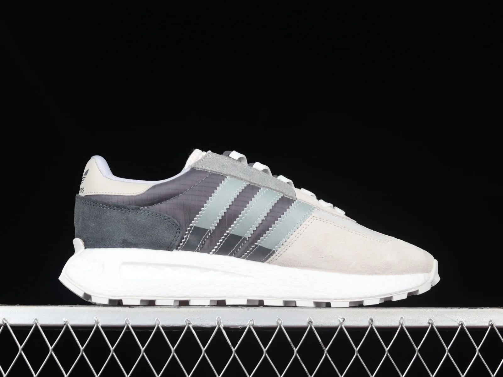 Adidas Retropy E5 Dark Grey Cloud White HP7741