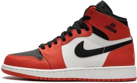 Jordan Kids Air Jordan 1 Retro High sneakers Red